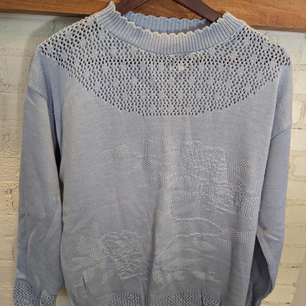 Vintage Women's Baby Blue Jumper